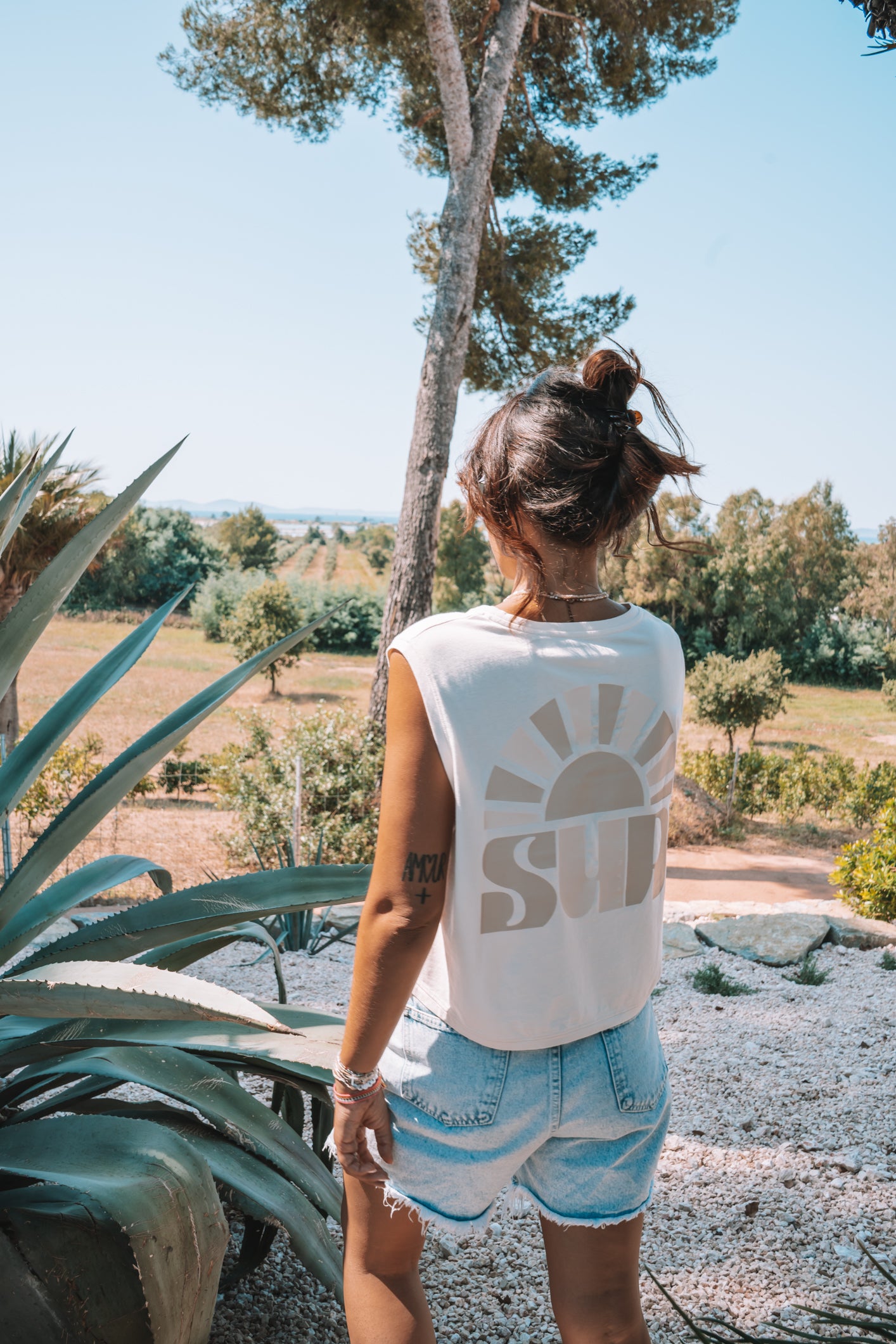 debardeur femme ecoresponble pour un look décontracté