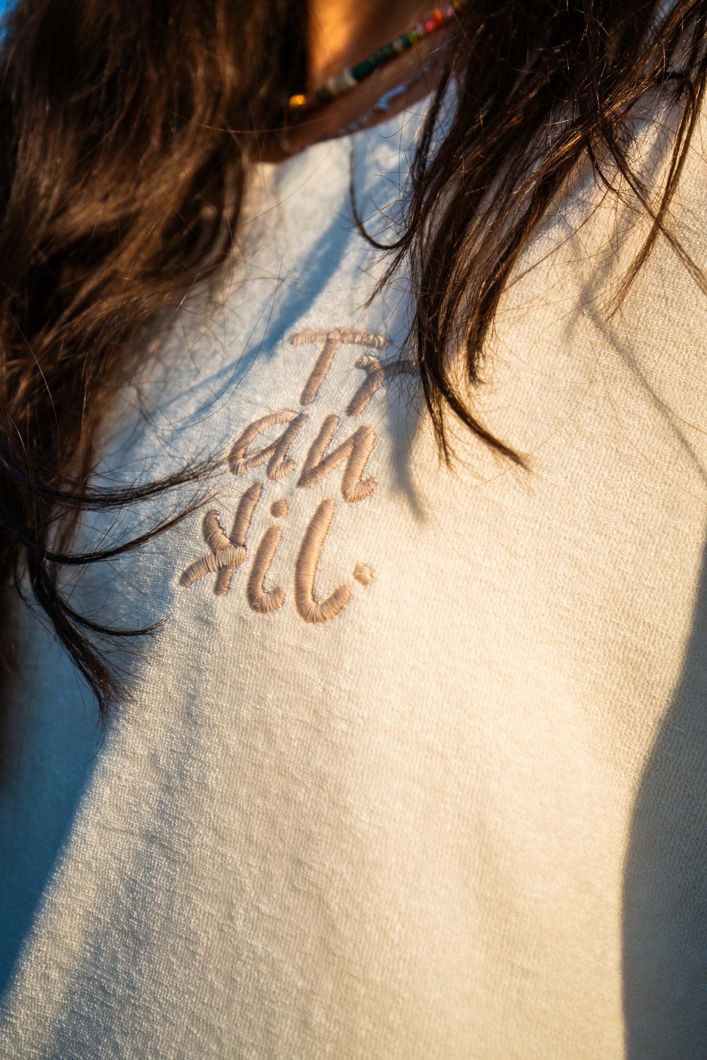 T-shirt décontracté en éponge pour femme avec broderie