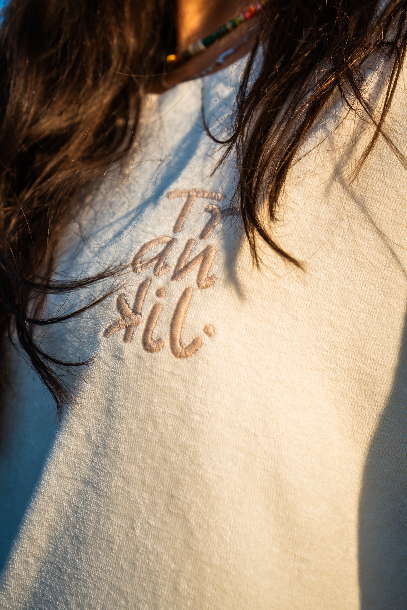 T-shirt décontracté en éponge pour femme avec broderie